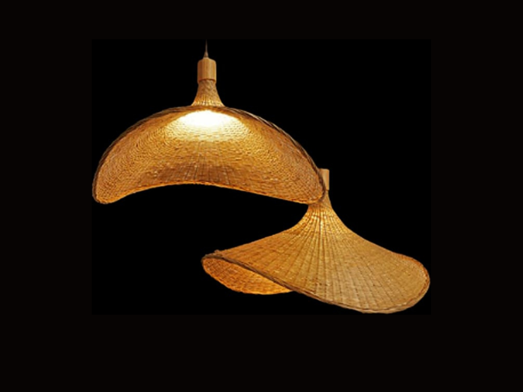 Bring-warm-natural-charm-to-any-room-with-this-woven-rattan-pendant-light.-Its-airy-pattern-casts-a-soft-glow-creating-a-cozy-feel-for-dining-areas-bedrooms-and-relaxed-living-spaces.-13.png